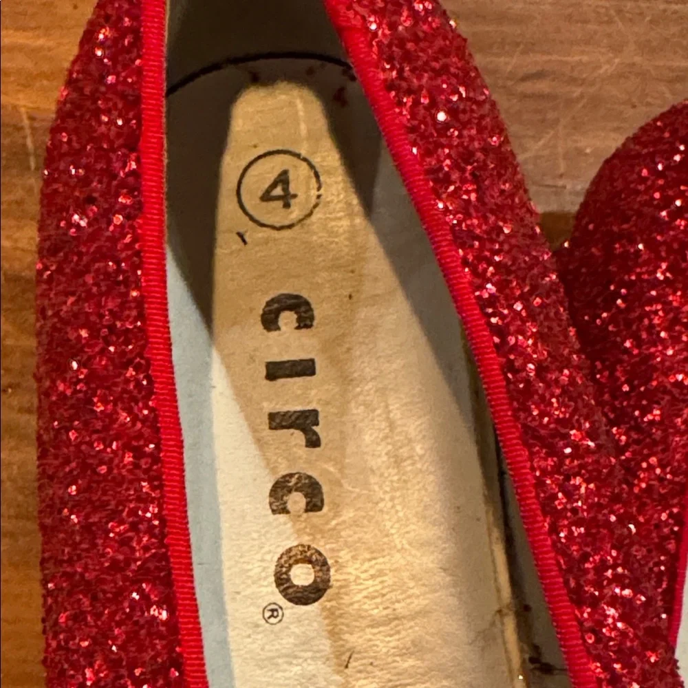 CIRCO Red Glitter Dorothy Wizzard of OZ Slip On Shoes Big  Girls Size 4 Costume